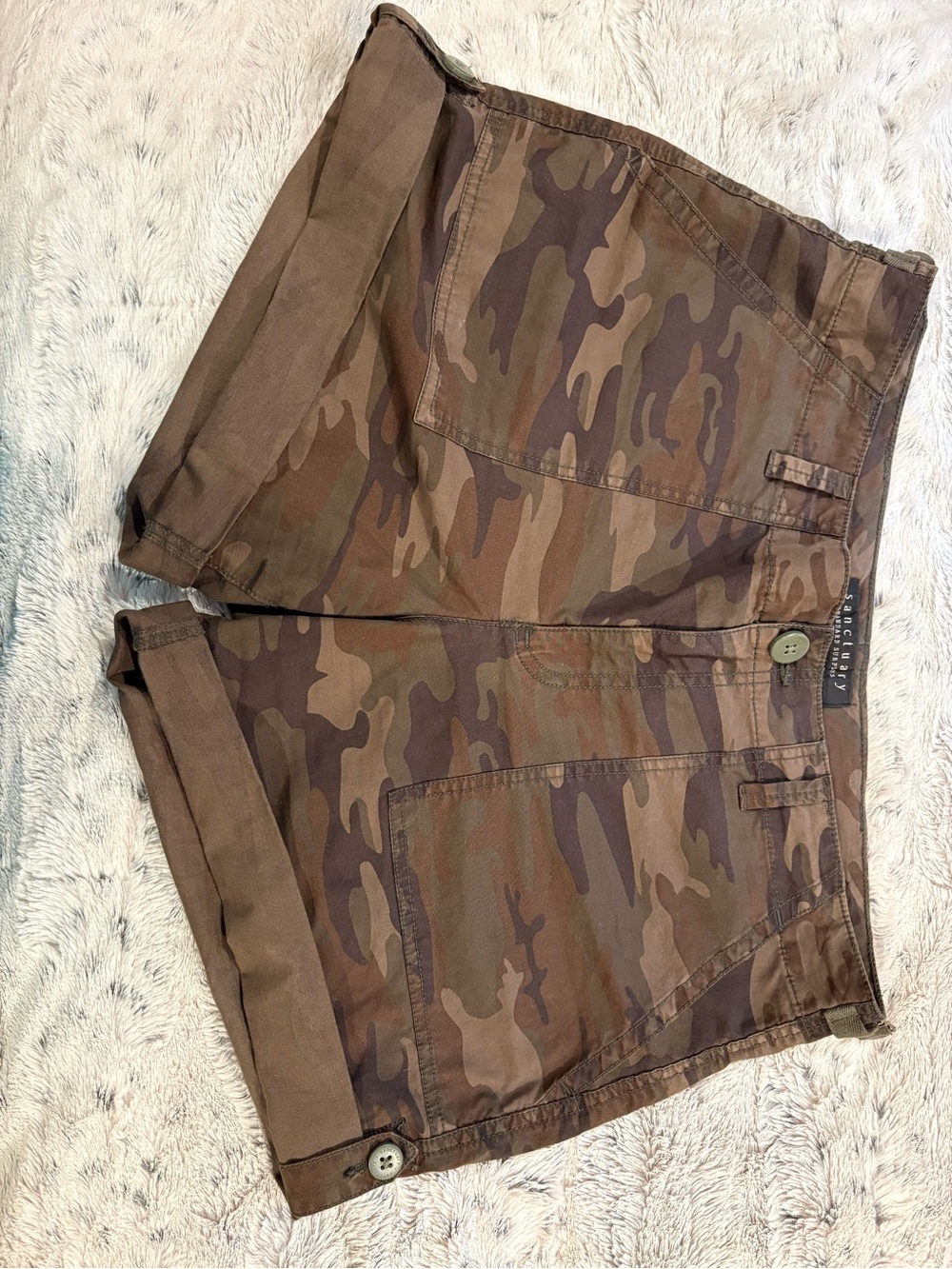 Sanctuary Women's Camo Utility Shorts - Olive & Brown